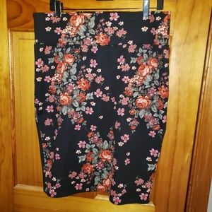 XL LuLaRoe Cassie Pencil Skirt EUC